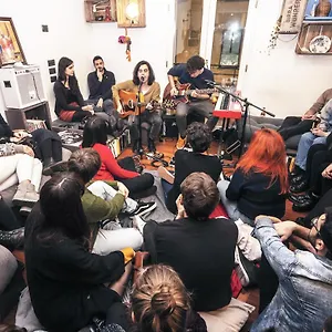 Albergue Dopa, Bolonha