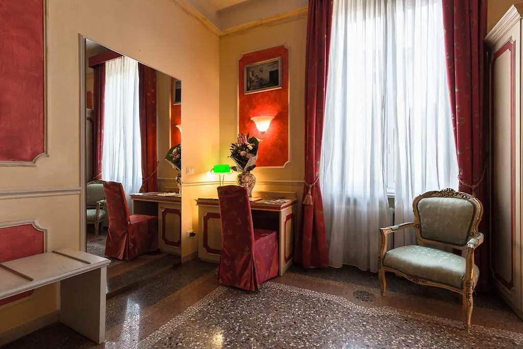 Antica Residenza D'Azeglio Room&Breakfast Di Charme Bologna 2*,  Italy